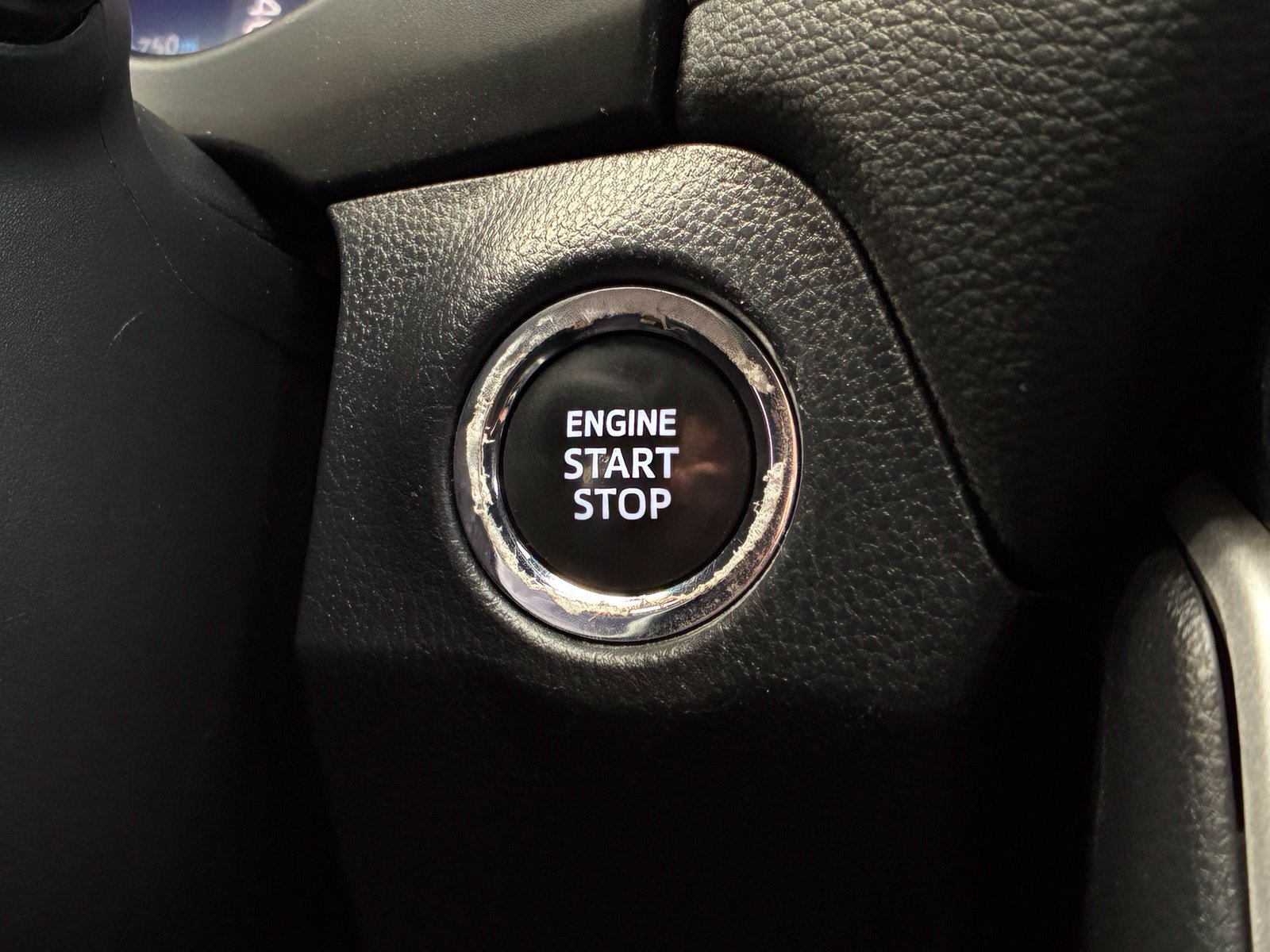 Used 2023 Toyota RAV4 XLE FWD image 24