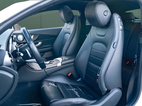 Used 2019 Mercedes-Benz C 300 4MATIC Coupe image 2