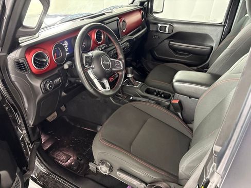 Used 2022 Jeep Wrangler Rubicon AWD/4WD image 25