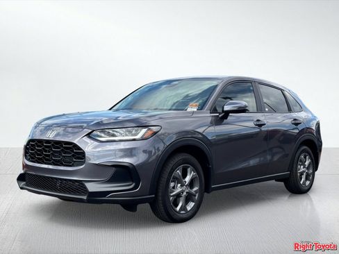 Used 2026 Honda HR-V LX image 2