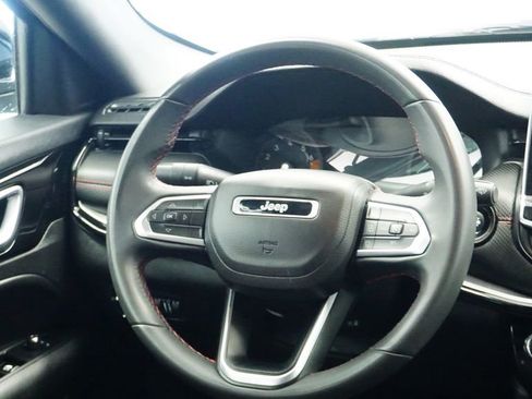 Used 2023 Jeep Compass Trailhawk image 24