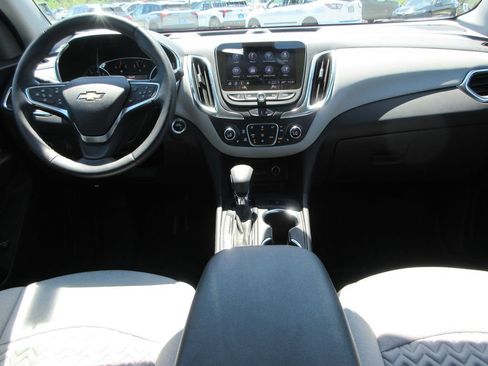 Certified 2024 Chevrolet Equinox LT AWD/4WD image 16