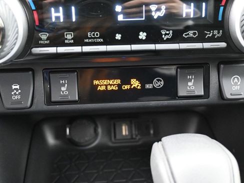 Certified 2022 Toyota RAV4 XLE image 23