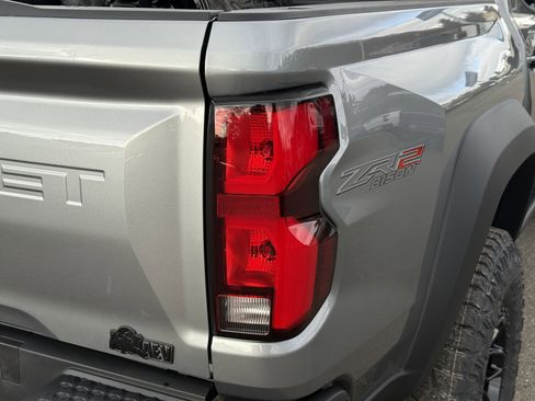 New 2026 Chevrolet Traverse LT w/ Driver Confidence Package image 41