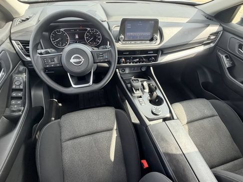 Used 2024 Nissan Rogue SV AWD/4WD image 13