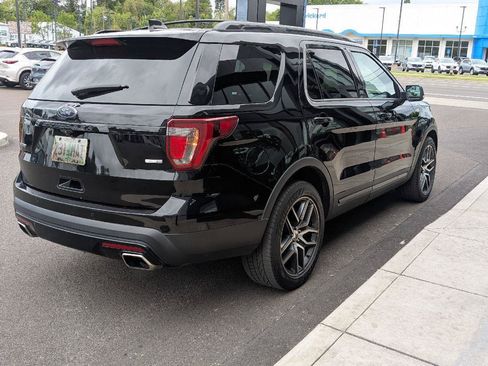 Used 2016 Ford Explorer Sport w/ Equipment Group 401A AWD/4WD image 6