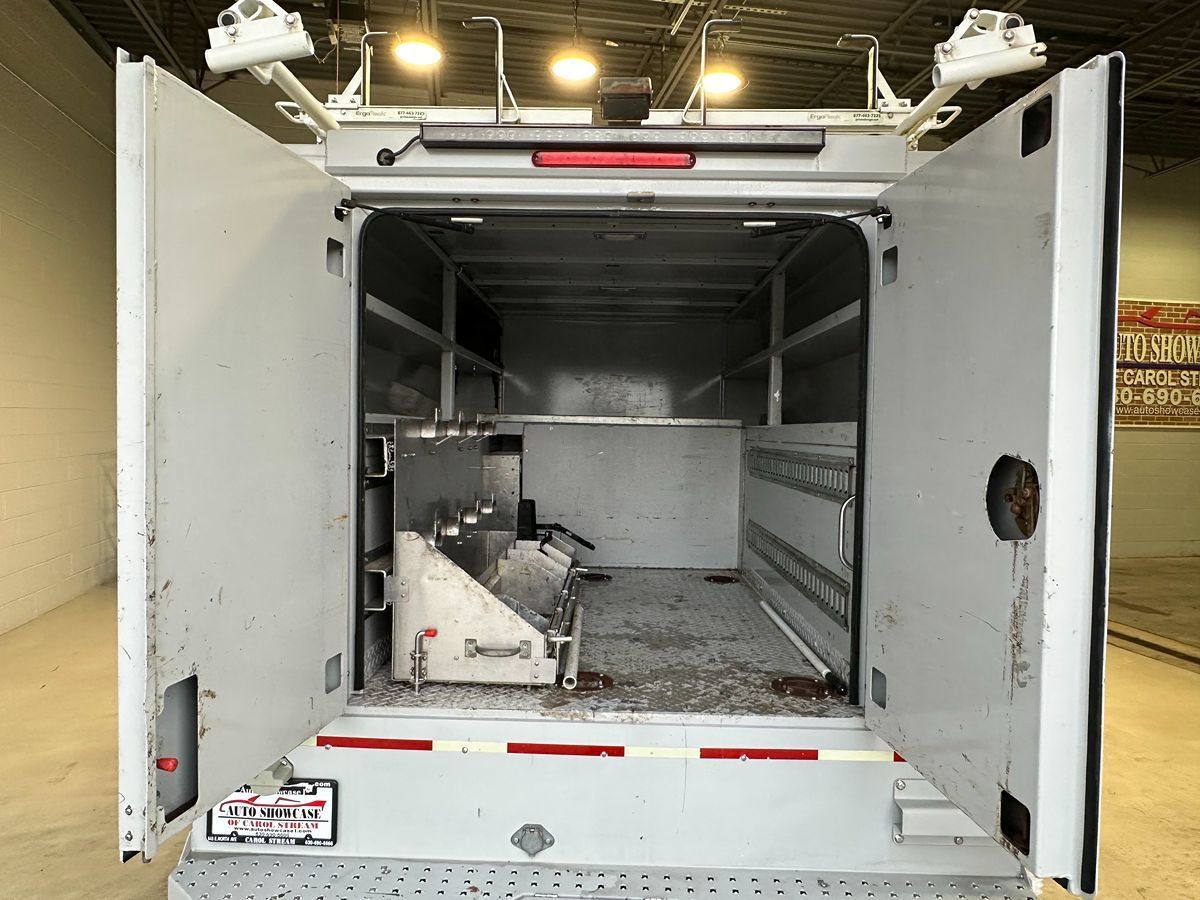 Used 2017 Ford F350 XLT RWD image 8