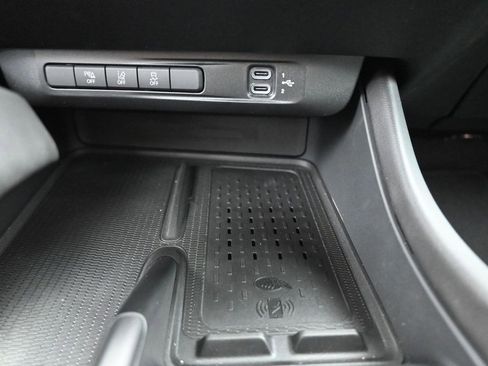 New 2024 Dodge Charger R/T w/ Plus Group image 3