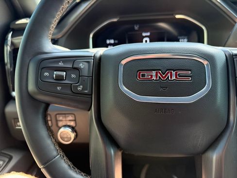 Used 2024 GMC Sierra 2500 AT4 w/ AT4 Premium Plus Package AWD/4WD image 28