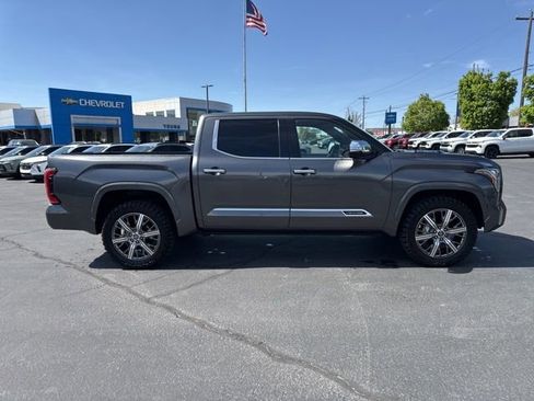 Used 2022 Toyota Tundra Capstone AWD/4WD image 8