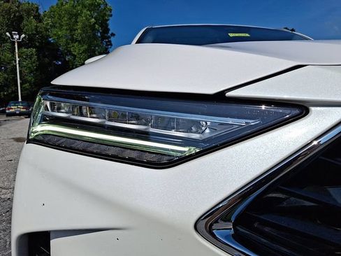 Certified 2025 Acura MDX SH-AWD w/ Advance Package image 9