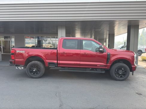 New 2026 Ford F350 Lariat w/ Black Appearance Package AWD/4WD image 8