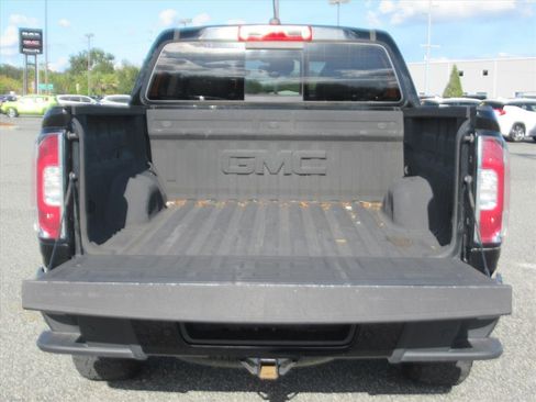 Used 2021 GMC Canyon AT4 w/ Driver Alert Package image 6