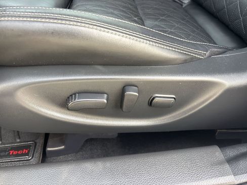 Used 2020 Nissan Maxima Platinum w/ Sport Mat Group image 19