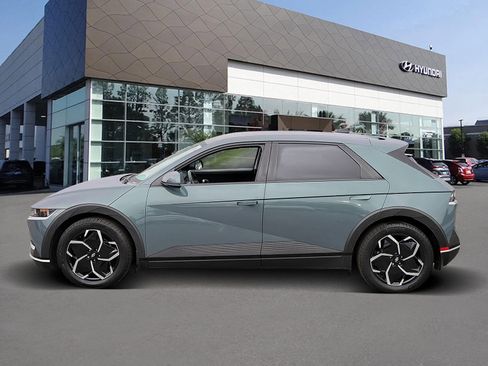 Certified 2024 Hyundai Ioniq 5 SEL image 3