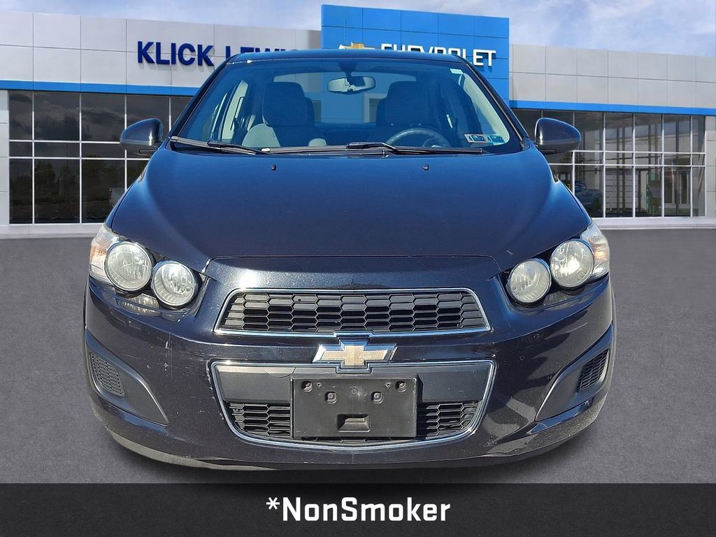 Used 2015 Chevrolet Sonic LT FWD image 2