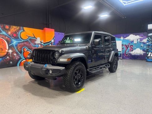 Used 2023 Jeep Wrangler Unlimited w/ Cold Weather Group AWD/4WD image 1