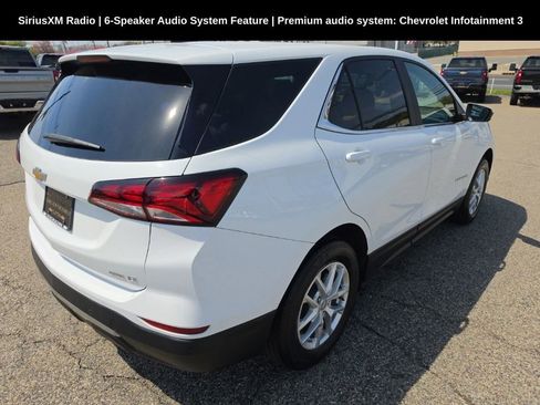 Used 2023 Chevrolet Equinox LT image 3
