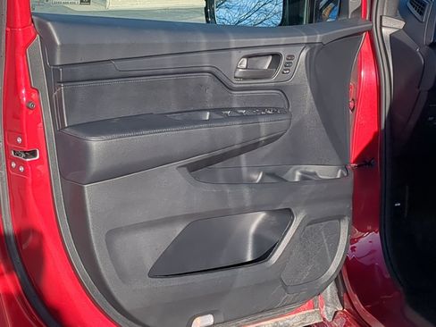 Used 2025 Honda Odyssey Sport-L image 16