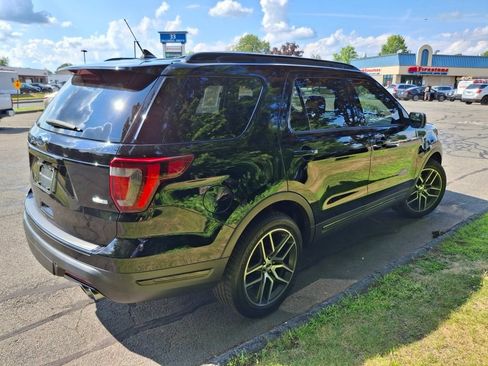 Used 2018 Ford Explorer Sport w/ Ford Safe & Smart Package AWD/4WD image 5