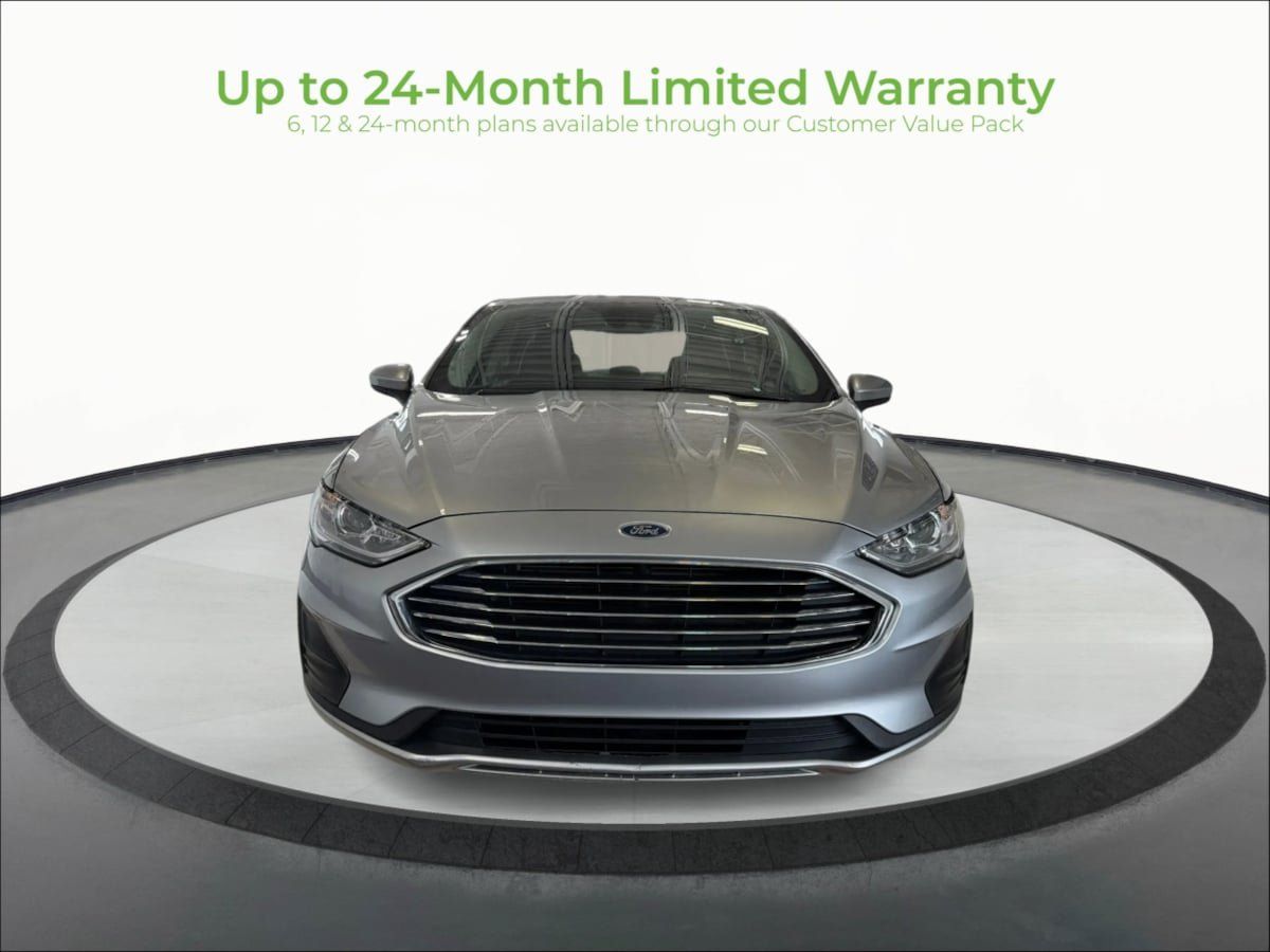 Used 2020 Ford Fusion SE AWD/4WD image 2