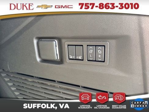 Used 2025 Chevrolet Tahoe High Country image 17