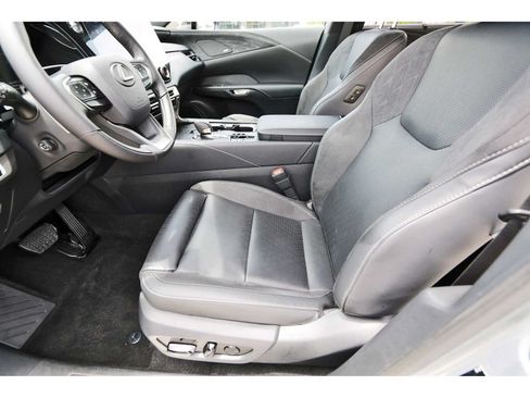 Used 2025 Lexus RX 450h AWD w/ Luxury Package image 11