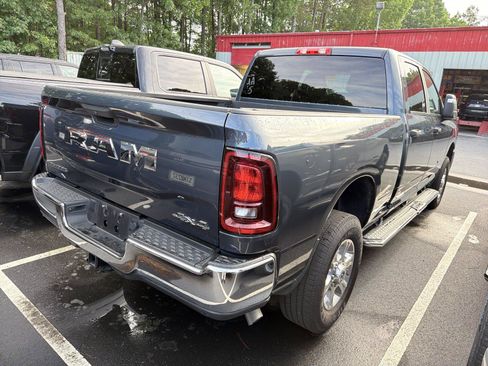 Used 2025 RAM 2500 Big Horn AWD/4WD image 4