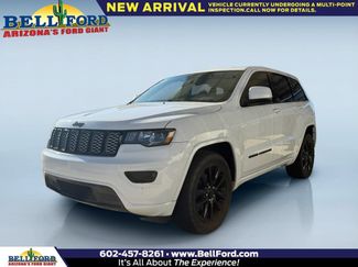 Used 2019 Jeep Grand Cherokee Altitude AWD/4WD video 1