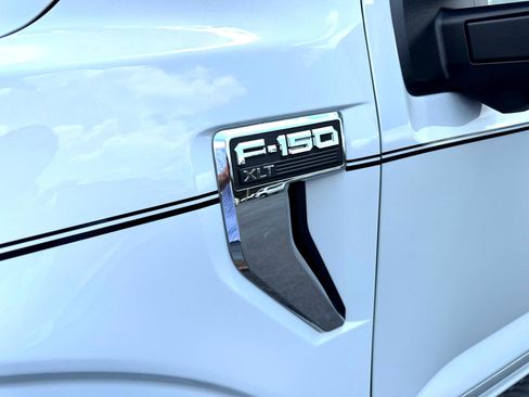 Used 2022 Ford F150 XLT w/ Equipment Group 302A High image 13