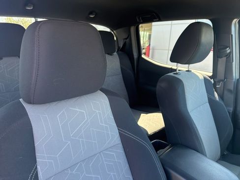 Used 2023 Toyota Tacoma TRD Sport image 14