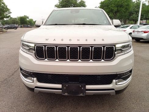 Used 2022 Jeep Wagoneer Series II image 2