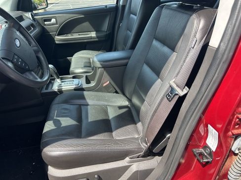 Used 2007 Ford Freestyle Limited image 15