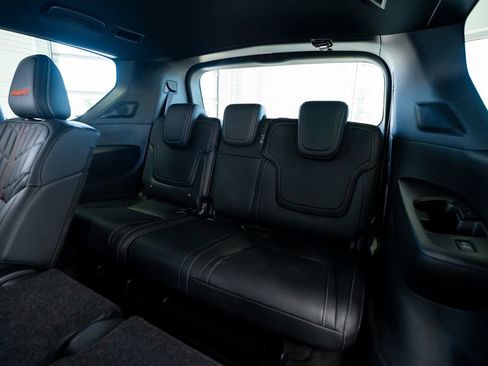 Used 2025 Nissan Armada PRO-4X AWD/4WD image 43