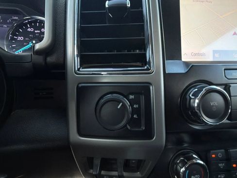 Used 2020 Ford F250 Lariat w/ Lariat Value Package AWD/4WD image 95