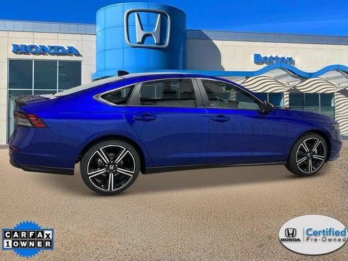 Used 2025 Honda Accord Sport image 8