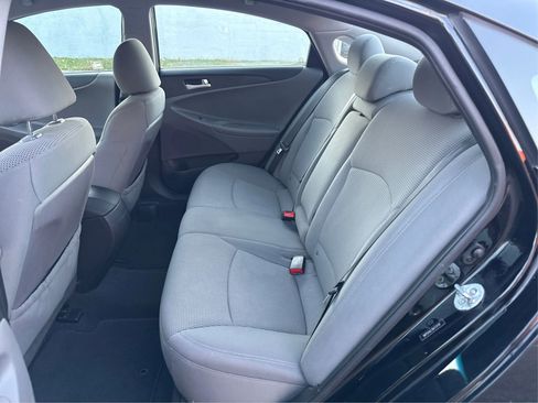 Used 2013 Hyundai Sonata GLS image 13