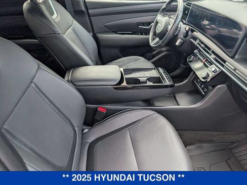 Used 2025 Hyundai Tucson Limited AWD/4WD image 34