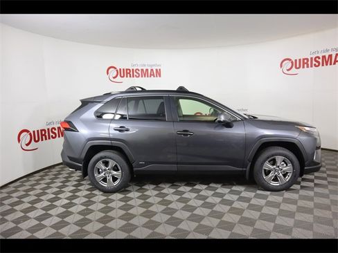 Used 2025 Toyota RAV4 XLE image 11