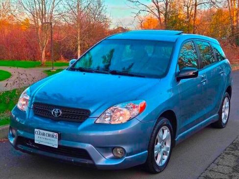 Used 2006 Toyota Matrix XR image 9