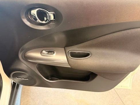 Used 2013 Nissan Juke SV AWD/4WD image 30
