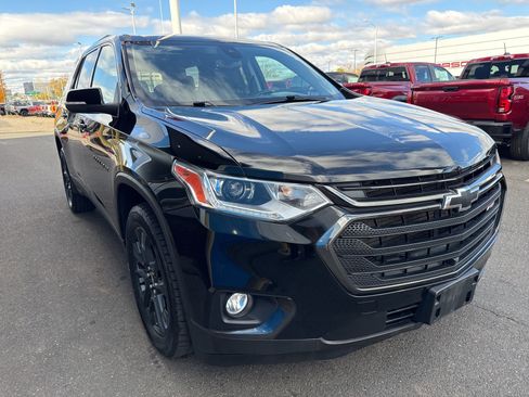 Used 2021 Chevrolet Traverse RS image 4