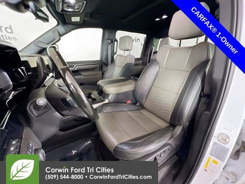 Used 2024 Chevrolet Silverado 2500 ZR2 w/ Technology Package AWD/4WD image 26