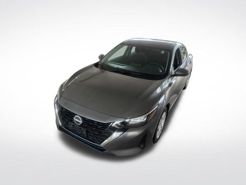 Certified 2025 Nissan Sentra S FWD image 33