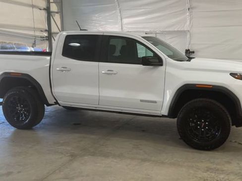 New 2026 GMC Canyon Elevation RWD image 2
