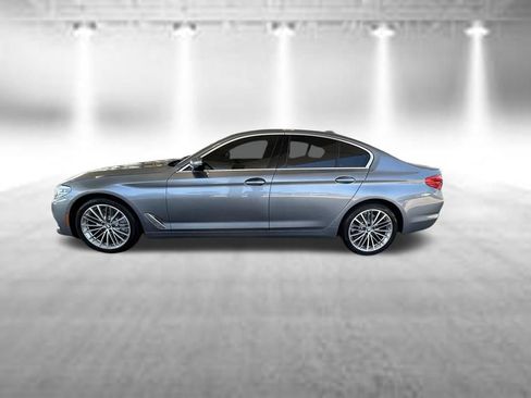 Used 2020 BMW 530i w/ Convenience Package RWD image 8