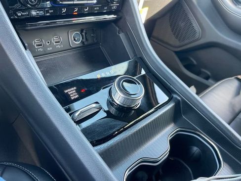 New 2025 Jeep Grand Cherokee L Limited w/ Luxury Tech Group II image 16