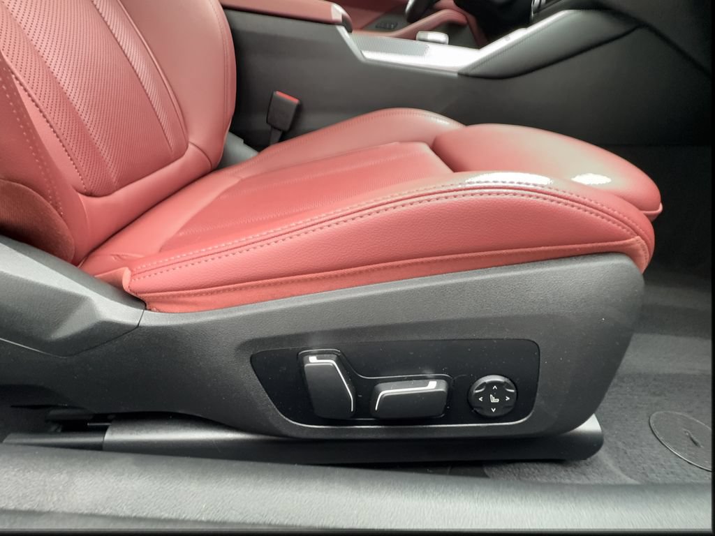 Used 2026 BMW 430i xDrive Coupe w/ M Sport Package AWD/4WD image 27