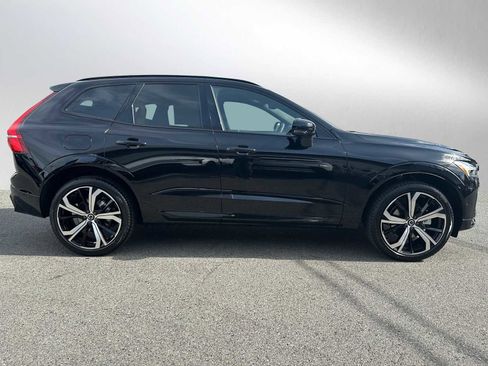 New 2025 Volvo XC60 B5 Ultra w/ Protection Package Premier image 2