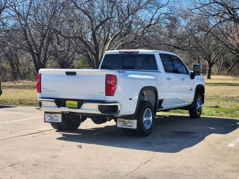 Used 2024 Chevrolet Silverado 3500 LTZ w/ LTZ Texas Edition image 6